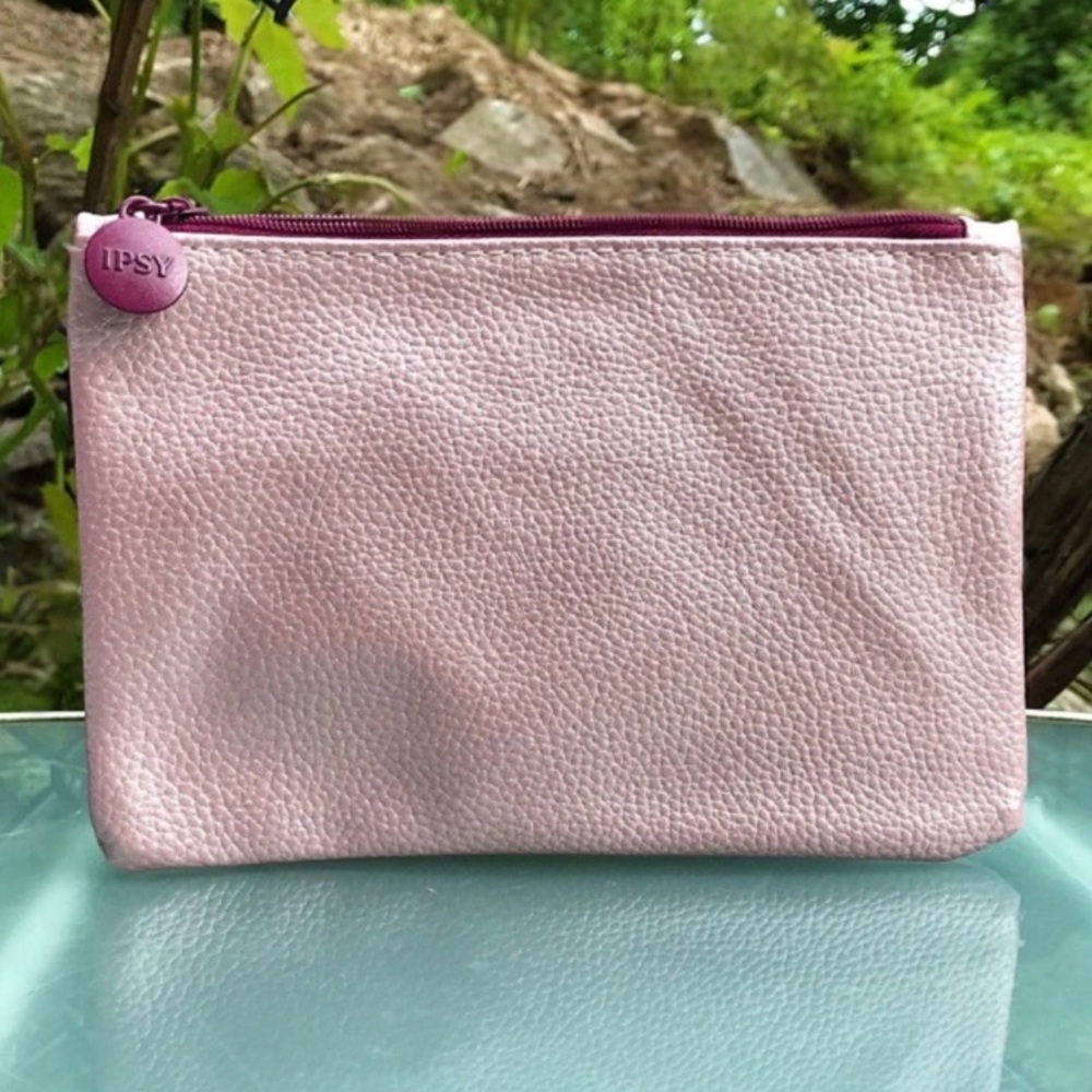 🔴 3/$15! Super Pretty Ipsy Glam Bag Pink Textured Makeup, Cosmetic Bag *NEW!